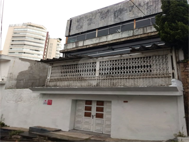 Prédio à venda com 4 quartos, sendo 1 suíte,  em Santana, São Paulo, SP