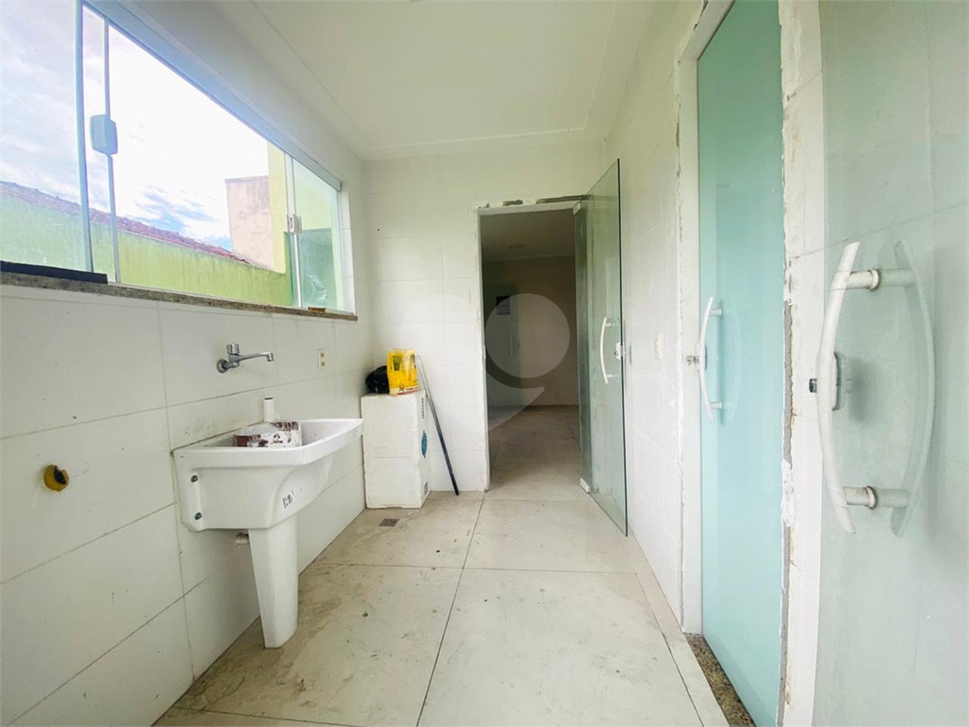 Casa à venda com 3 quartos, sendo 1 suíte, em Campo Grande, Rio de Janeiro, RJ