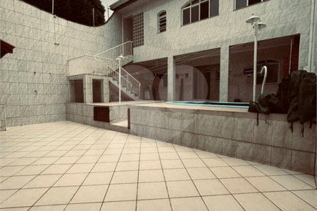 Casa à venda com 3 suítes em Vila Rosália, Guarulhos, SP
