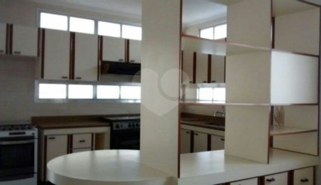 Sobrado à venda com 3 suítes em Vila Gustavo, São Paulo, SP