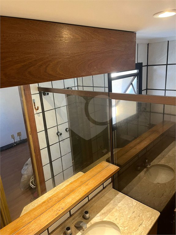 Apartamento à venda com 4 suítes em Vila Uberabinha, São Paulo, SP