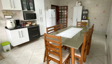 Sobrado à venda com 5 quartos em Jardim São Pedro, Mogi das Cruzes, SP
