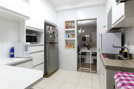 Apartamento à venda com 3 quartos, sendo 1 suíte, em Capela, Vinhedo, SP