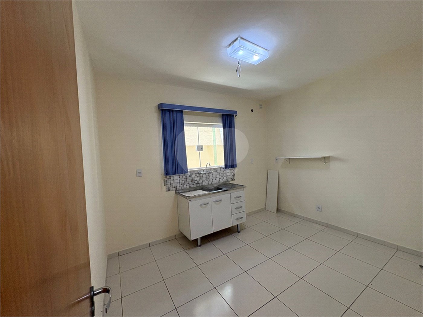 Casa para alugar em Vila Vitória, Mogi das Cruzes, SP