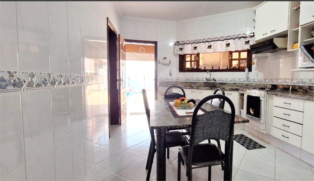 Casa à venda com 3 quartos, sendo 2 suítes,  no condomínio Ibiti do Paço, Sorocaba - SP