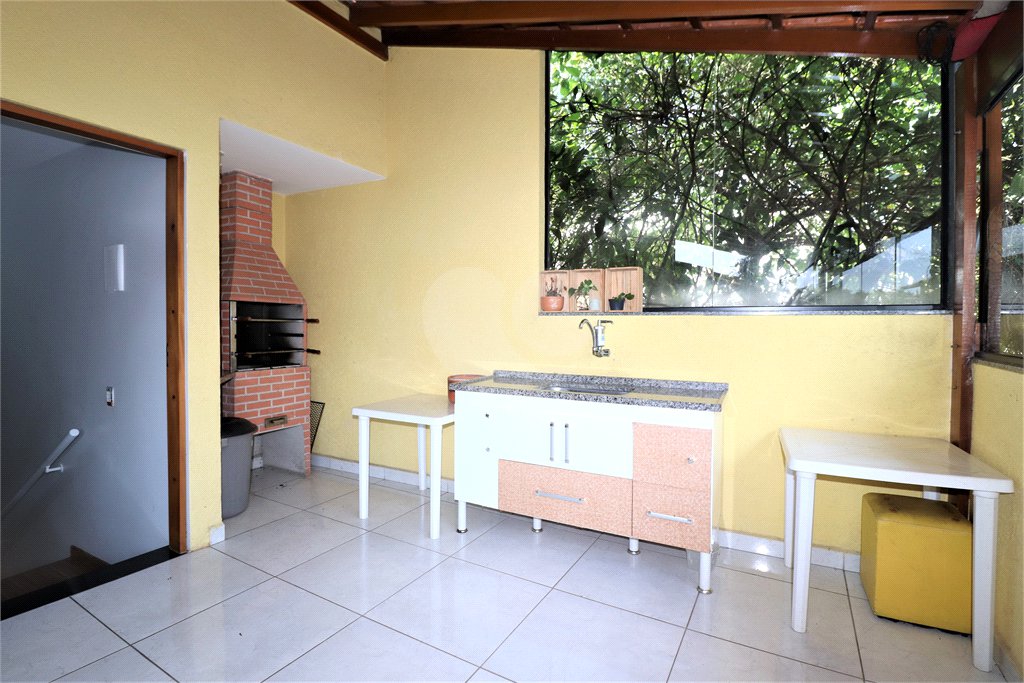 Sobrado à venda com 3 quartos, sendo 1 suíte,  no Brasilândia, São Paulo, SP