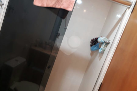 Apartamento à venda com 3 quartos em Vila Constança, São Paulo, SP