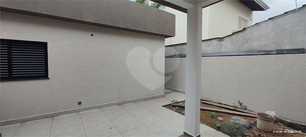 Casa Térrea à venda com 3 quartos, sendo 1 suíte,  em Nova Cerejeira, Atibaia, SP