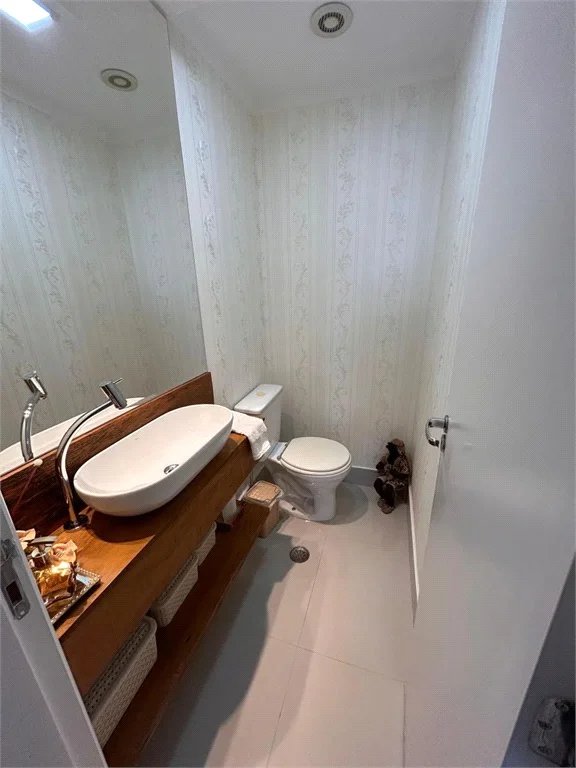 Apartamento à venda com 3 quartos, sendo 1 suíte, em Vila Andrade, São Paulo, SP