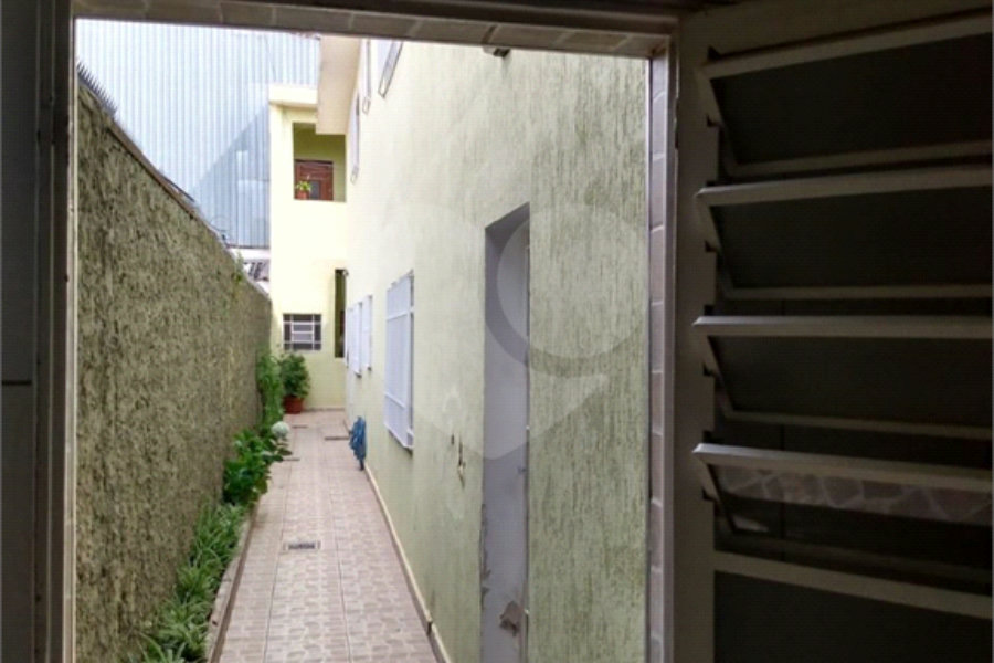 Sobrado à venda com 4 quartos, sendo 1 suíte,  em Parque Edu Chaves, São Paulo, SP