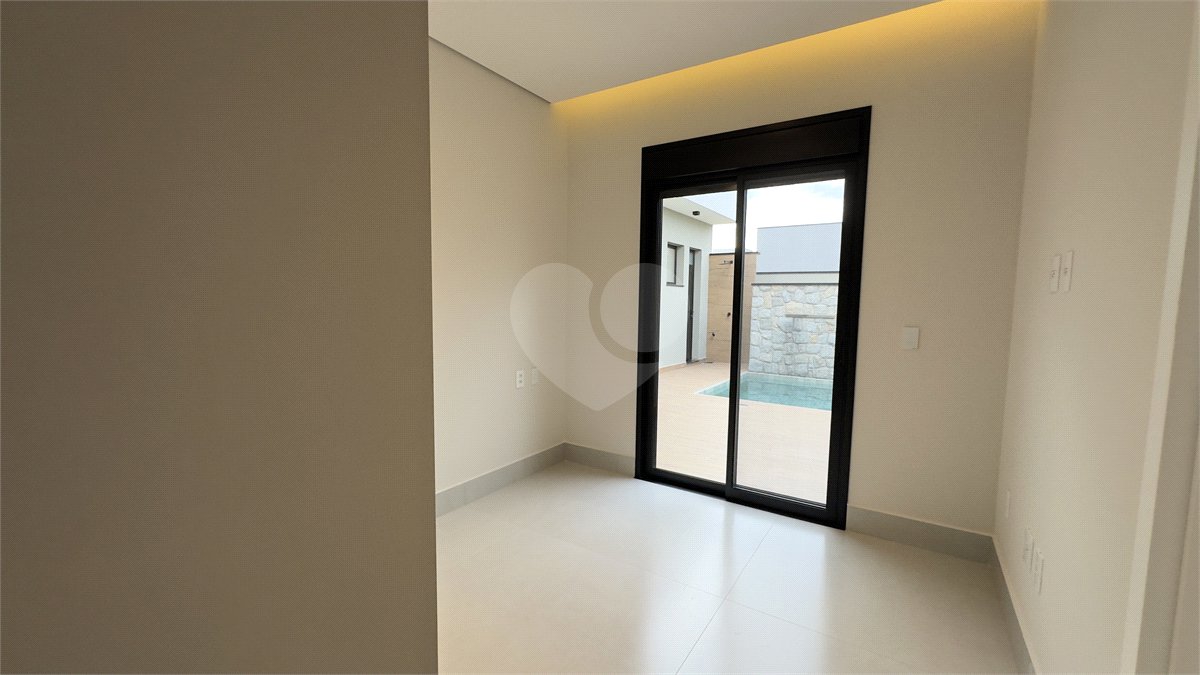 Casa à venda com 3 suítes no condomínio Jardim Residencial Dona Maria Candida, Indaiatuba - SP