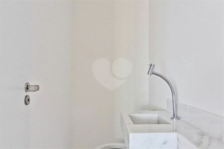Apartamento à venda com 2 quartos, sendo 1 suíte, em Parque São Domingos, São Paulo, SP