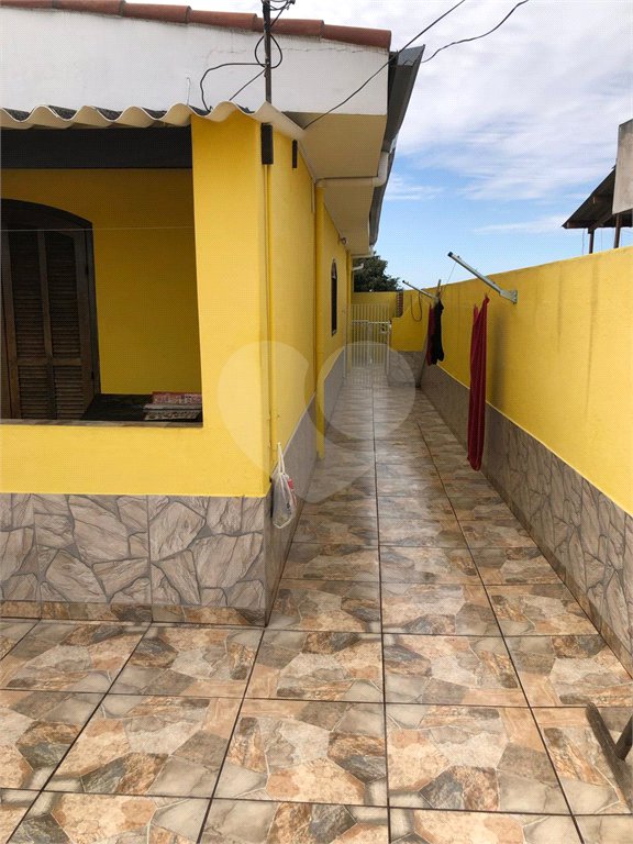 Casa à venda com 3 quartos, sendo 1 suíte,  em Vila Amélia, Poá, SP