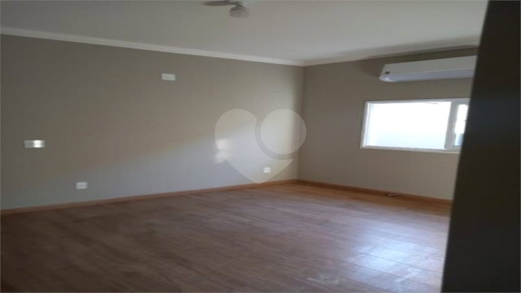 Casa à venda com 4 quartos, sendo 2 suítes, em Jardim Antártica, Ribeirão Preto, SP