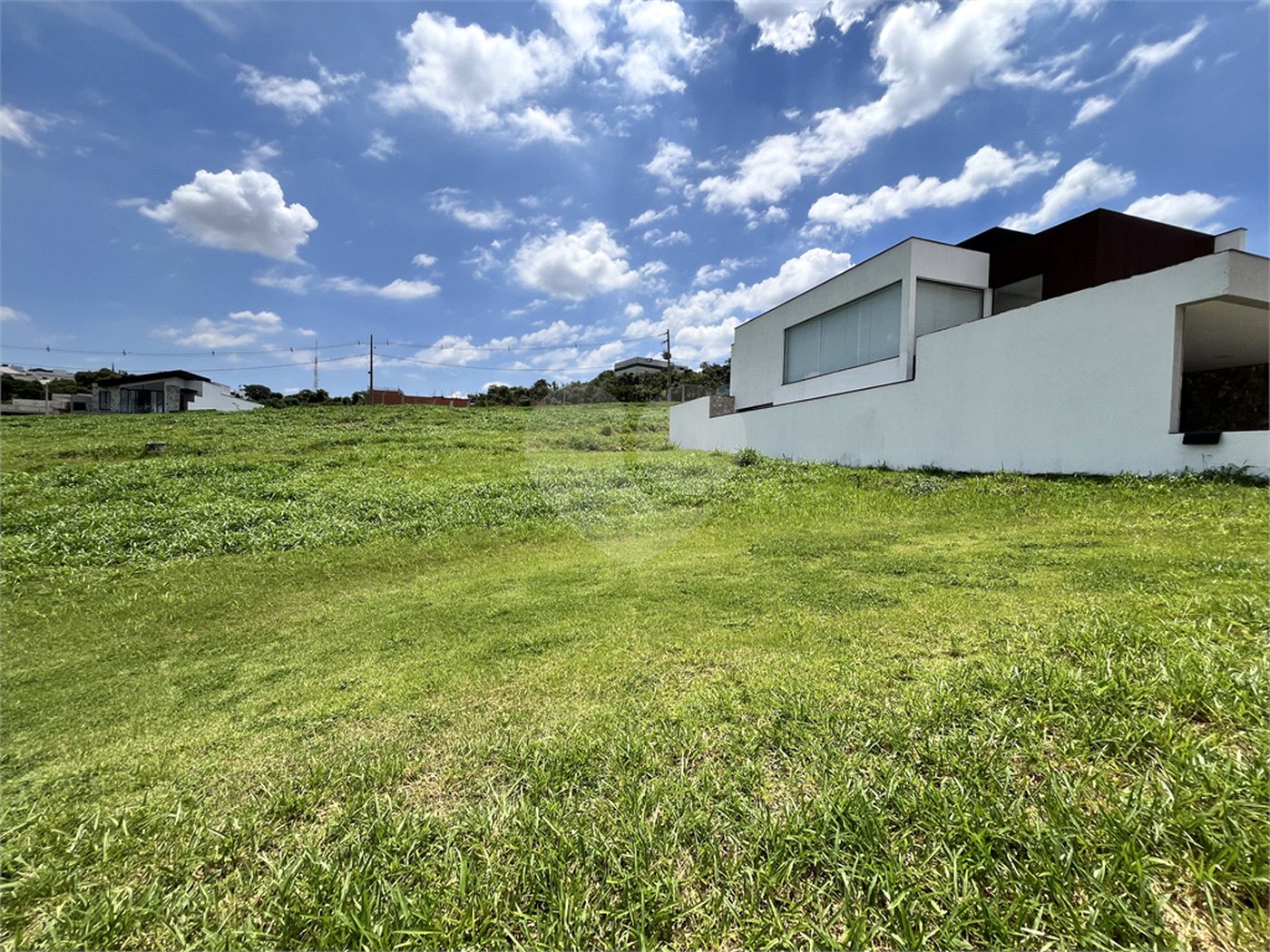 Terreno à venda no condomínio Bougainville, Sorocaba - SP