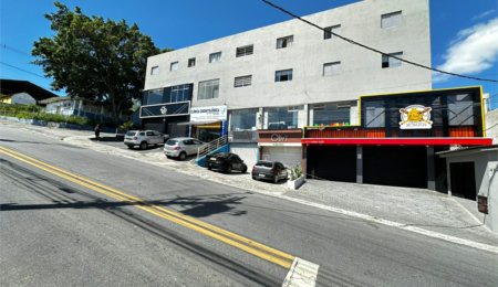 Salão Comercial para alugar em Vila Monte Belo, Itaquaquecetuba, SP