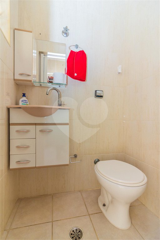 Sobrado à venda com 3 quartos, sendo 1 suíte, em Jardim Franca, São Paulo, SP