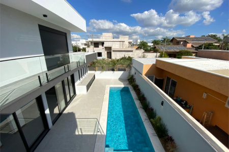 Casa à Venda no Condomínio Damha II