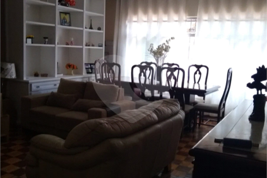 Casa à venda com 3 quartos, sendo 1 suíte, em Butantã, São Paulo, SP
