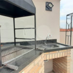 Casa à venda com 3 quartos, sendo 1 suíte, no condomínio Residencial Gran Veiga, São Paulo - SP