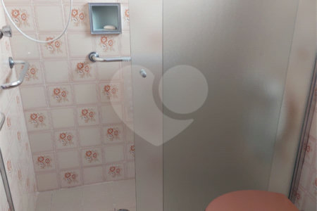 Sobrado à venda com 3 quartos, sendo 1 suíte, em Vila Mascote, São Paulo, SP