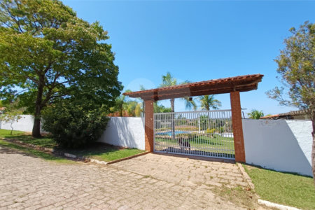Casa à venda com 3 quartos, sendo 1 suíte,  no condomínio Santa Inês, Itu - SP