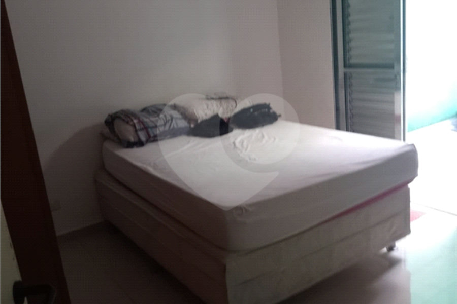 Sobrado à venda com 6 quartos, sendo 2 suítes, em Tremembé, São Paulo, SP