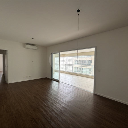 Apartamento à venda com 4 quartos, sendo 2 suítes, em Barra Funda, São Paulo, SP