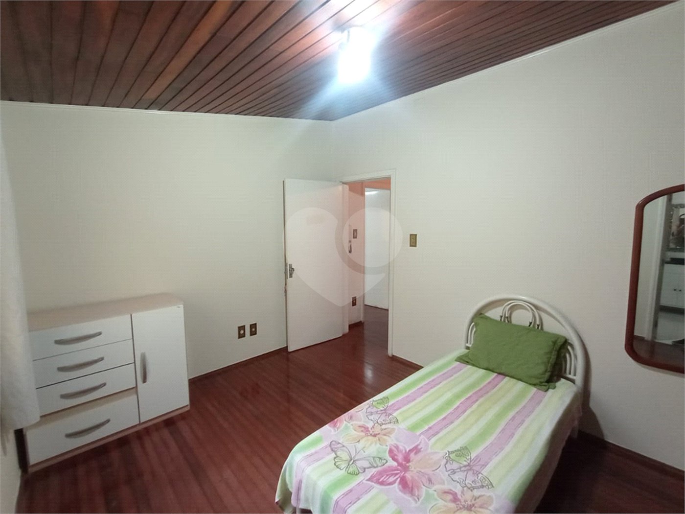 Casa à venda com 4 quartos, sendo 3 suítes,  no Centro, Itapetininga, SP