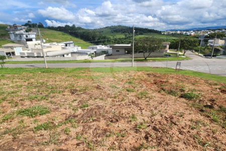 Terreno à venda no condomínio Santa Isabel I, Louveira - SP