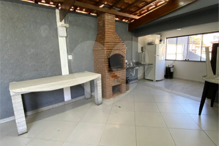 Casa à venda com 3 quartos, sendo 1 suíte, no condomínio Ana Carolina, São Paulo - SP