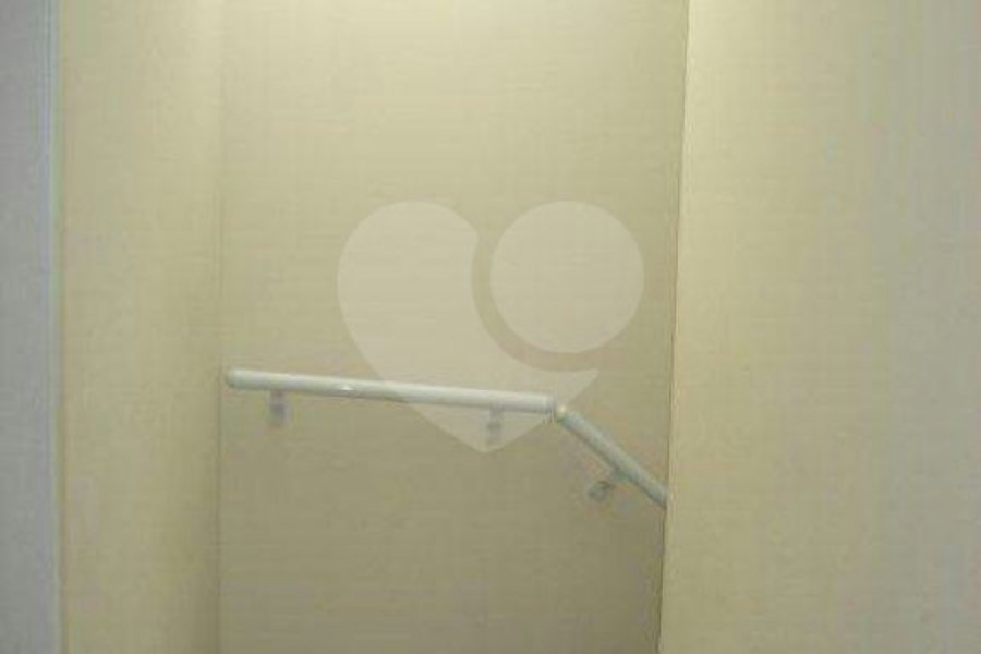 Sobrado à venda com 5 quartos, sendo 1 suíte, em Interlagos, São Paulo, SP