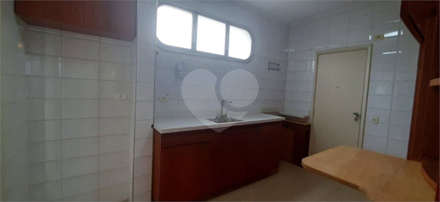 Apartamento para alugar com 3 quartos, sendo 1 suíte,  em Jardim Marajoara, São Paulo, SP
