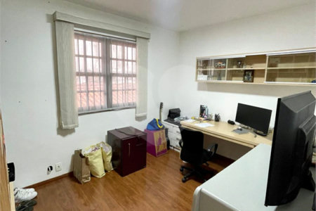 Casa à venda com 3 quartos, sendo 1 suíte,  no condomínio Vila Nova de Mafra, São Paulo - SP