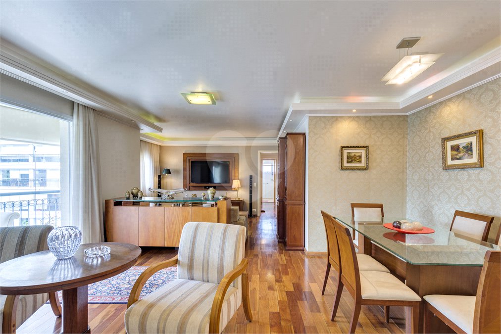 Apartamento à venda com 3 quartos, sendo 2 suítes, em Jardim Marajoara, São Paulo, SP