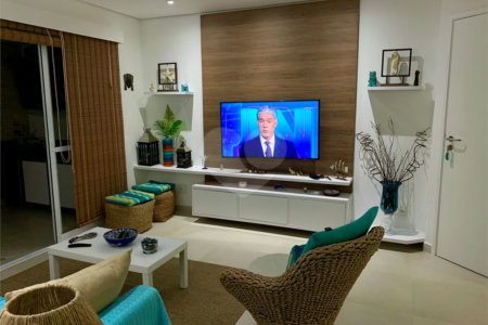 Apartamento à venda com 3 quartos, sendo 1 suíte,  em Jardim Belmar, Guarujá, SP