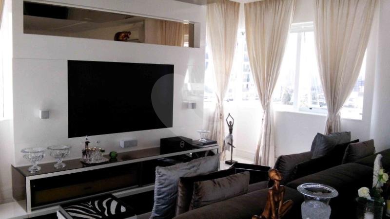 Apartamento à venda com 3 suítes em Morumbi, São Paulo, SP