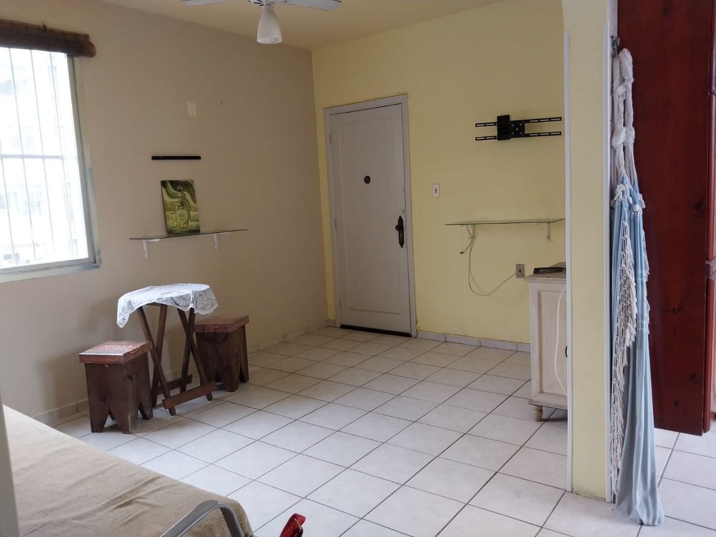 Apartamento com 2 dormitórios para alugar, 60 m² por R$ 3.690,00/mês - Gonzaga - Santos/SP