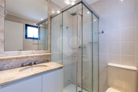 Apartamento à venda com 3 suítes em Vila Nova Conceição, São Paulo, SP