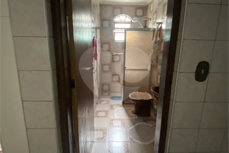 Sobrado à venda com 3 quartos em Jardim Imperador, Suzano, SP