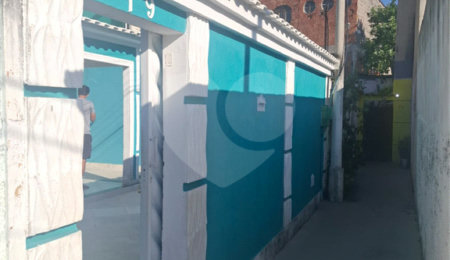 Casa à venda ou para alugar com 2 quartos, sendo 1 suíte, no condomínio Sem Nome Estrada Guandu do Sapê 1444, Rio de Janeiro - RJ