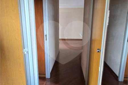Apartamento à venda com 3 quartos em Vila Campestre, São Paulo, SP