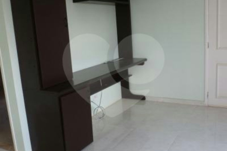Apartamento à venda com 3 quartos, sendo 1 suíte,  em Morumbi, São Paulo, SP