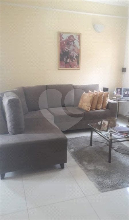 Casa à venda com 3 quartos, sendo 1 suíte,  em Vila Oliveira, Mogi das Cruzes, SP