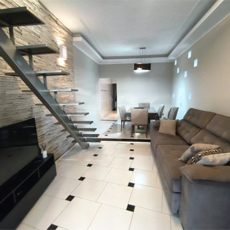 Casa à venda com 3 quartos, sendo 2 suítes,  em Vila Carolina, Itapetininga, SP