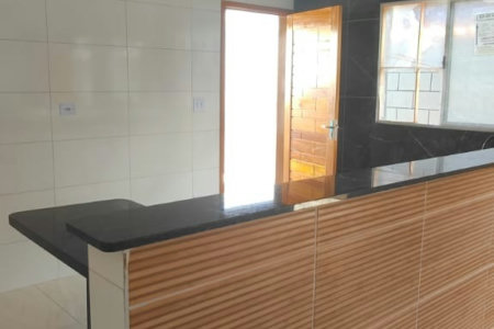 Casa à venda com 2 quartos, sendo 1 suíte, Itanhaém - SP