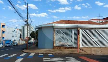 Casa à venda com 5 quartos, sendo 1 suíte,  em Jardim Santa Paula, São Carlos, SP
