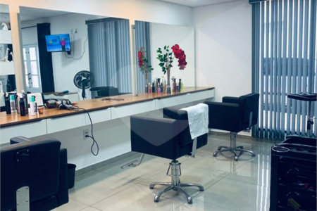 SALA COMERCIAL PROXIMO A UNIMED VILA NERY