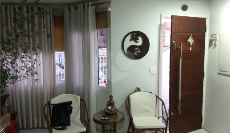 Sobrado à Venda com 250m² - Vila Matilde