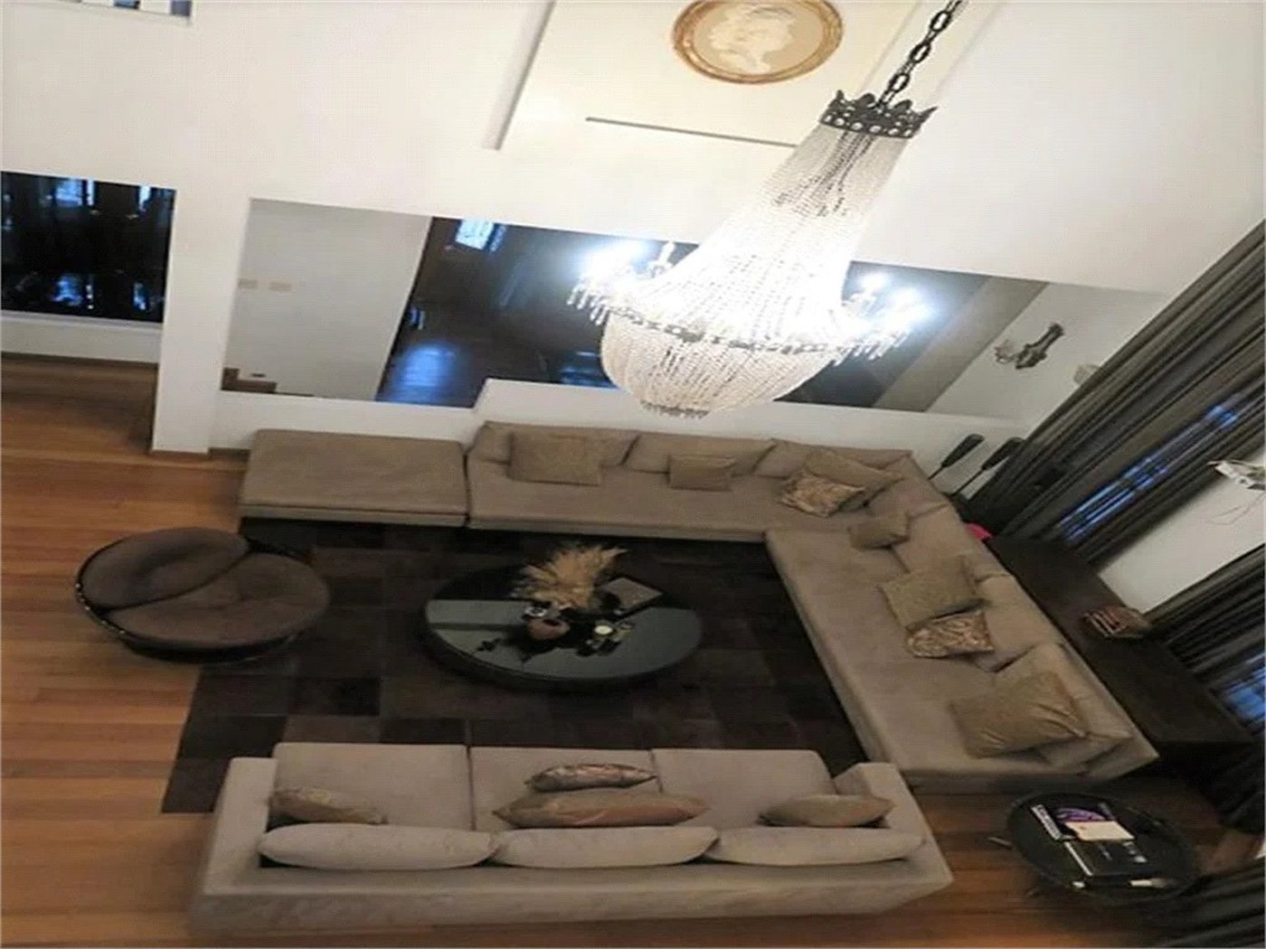 Casa à venda com 4 quartos, sendo 3 suítes,  em Morumbi, São Paulo, SP